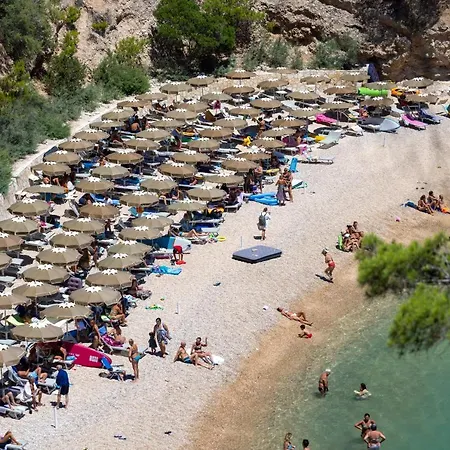 Degli Ulivi 3* Βιέστε