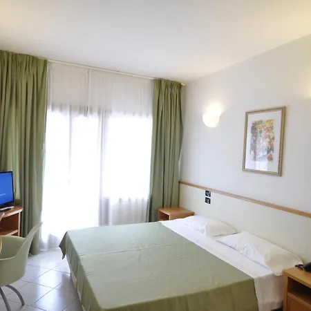Hotel Degli Ulivi 3*